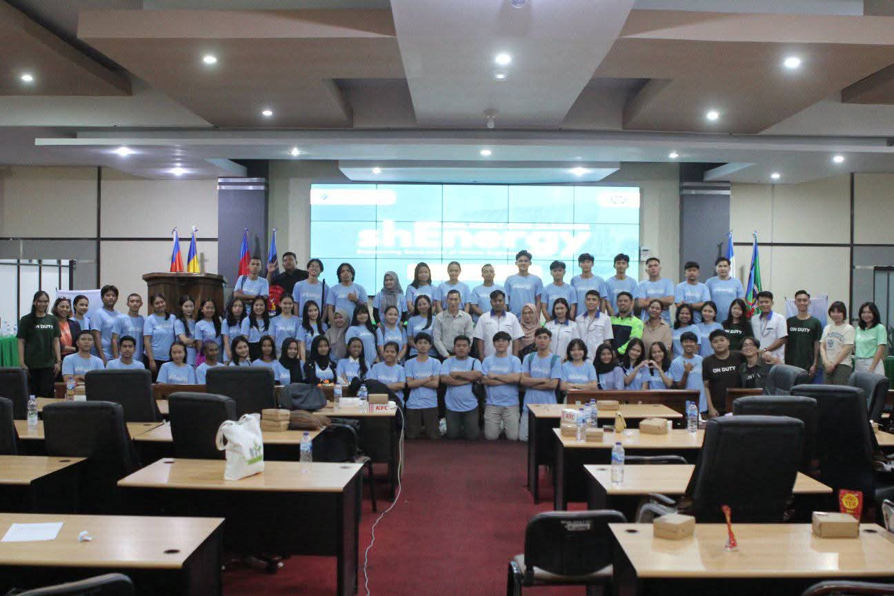Vena Energy Goes to Campus 2024 : Mendorong mahasiswa pendidikan teknik elektro memahami energi terbarukan